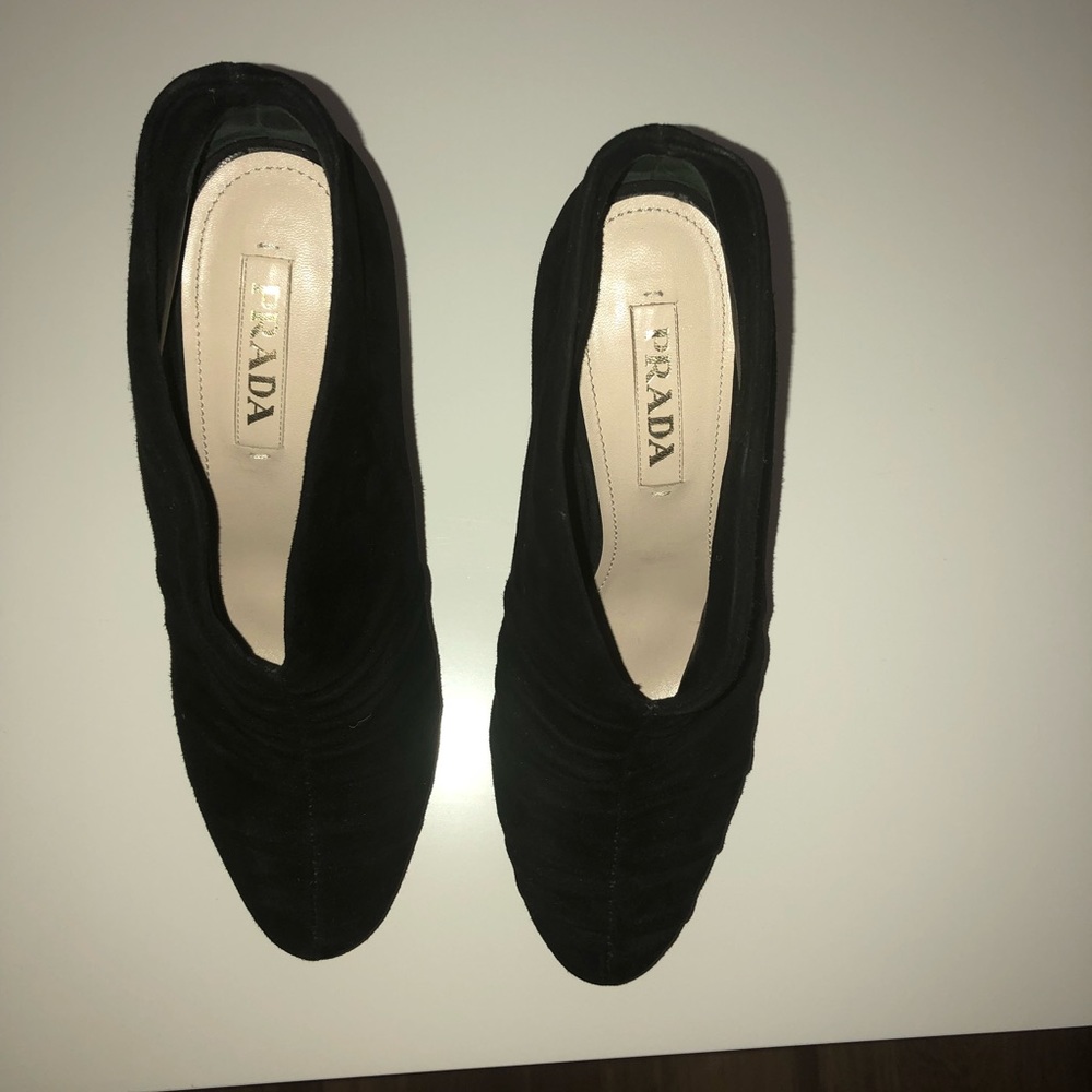 Prada heels - Picture 2 of 5